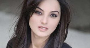 Pakistani Fashion Model Sadia Khan Full Profile & Photos Gallery